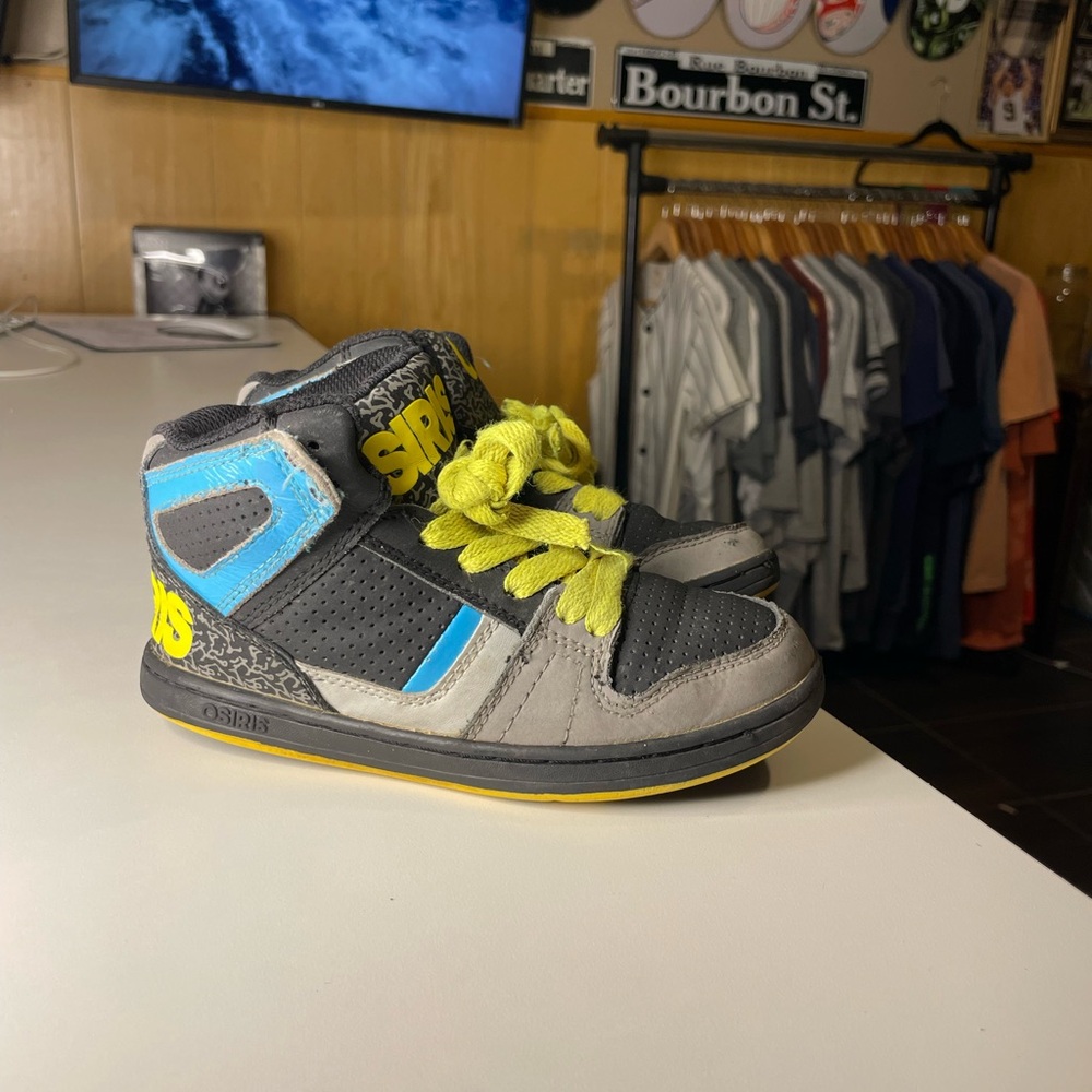 Vintage toddler Osiris NYC 83 High Top Skate Shoes Bronx size 12 boys
